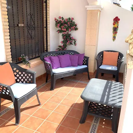 Holiday home Villamartin, Lovely 2 Bed House, Short Walk To The Plaza. Orihuela